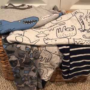 Size 4T (5pc) pajama set
